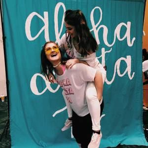 Meet your Posher, Courtney